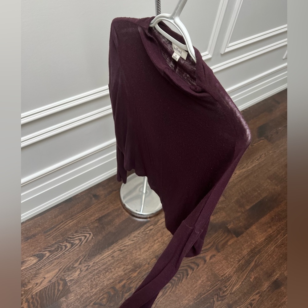Aritzia burgundy turtleneck blouse - Picture 4 of 8